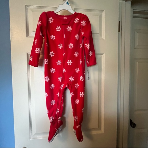 NWT Carter’s Unisex 24 month Snowflake Fleece Sleeper - Picture 1 of 4
